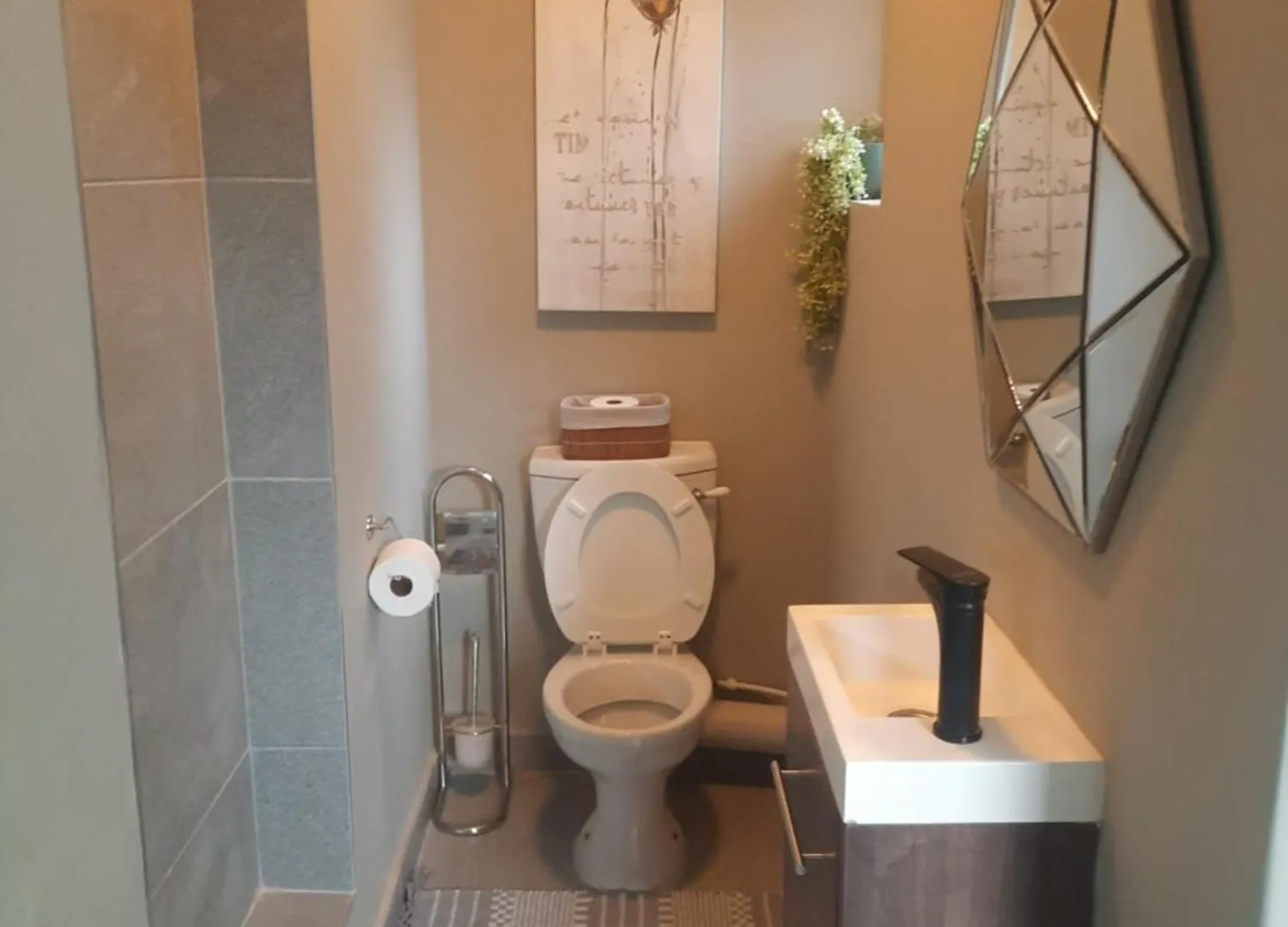 Matrix Cottage Port Elizabeth 0*,  Republika Południowej Afryki